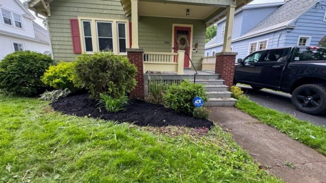 RGB Contracting cleaned this house up and added mulch to the front yard for better curb appeal.