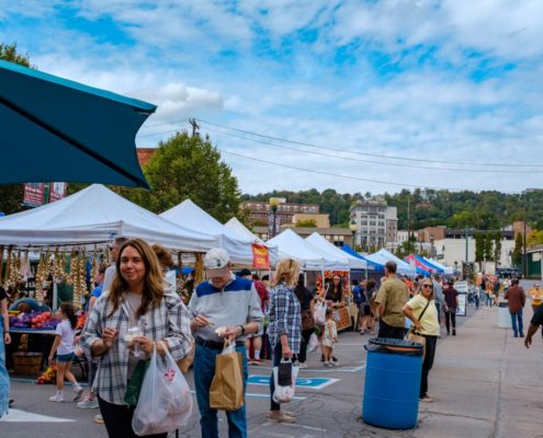 Mohawk Valley Garlic and Herb Festival, Canal Place, Little Falls, NY. Photography by Sarah Rogers.
