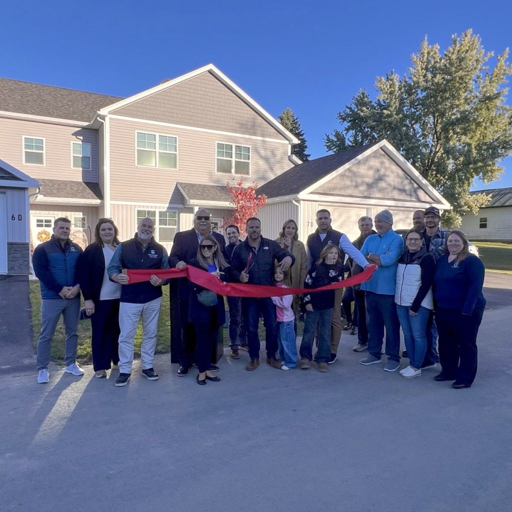 Danvann Dutch Hollow Active Adult Housing Ribbon Cutting
