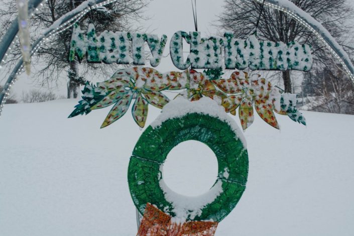 The Village of Frankfort seasonal decorations. Photo by Alexandra Tamburro. The Village of Frankfort seasonal decorations. Photo by Alexandra Tamburro.