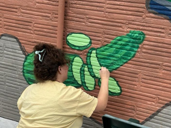 Artist Maria Vallese of Retro Sorrento Artist Maria Vallese of Retro Sorrento