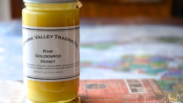 mohawk-valley-trading-company-raw-goldenrod-honey